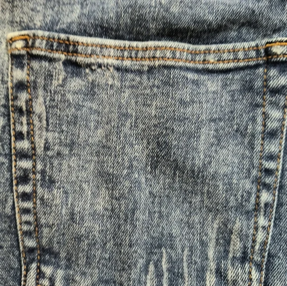 3/$10⭐ Wild Fable blue jean mini skirt, women's size 14, waist 32x Length 15 - Picture 4 of 10